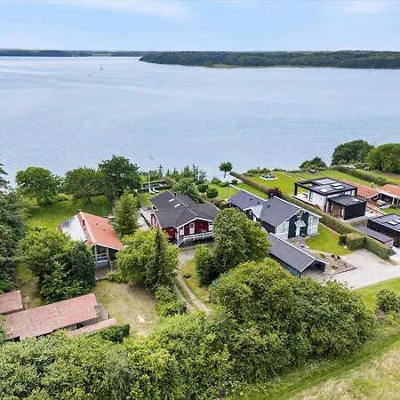 Fy166-middelfart-skrillinge-strand-100 Ferienhaus *